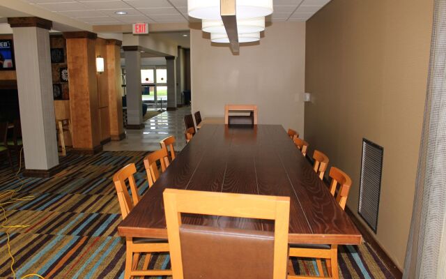 Fairfield Inn & Suites by Marriott Kansas City Liberty