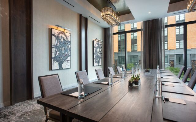 The Row Hotel at Assembly Row, Autograph Collection