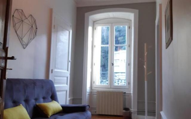 Tulle Centre : grand et bel appartement