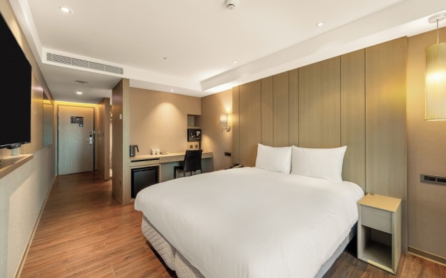 CHECK inn SELECT - Taipei NeiHu