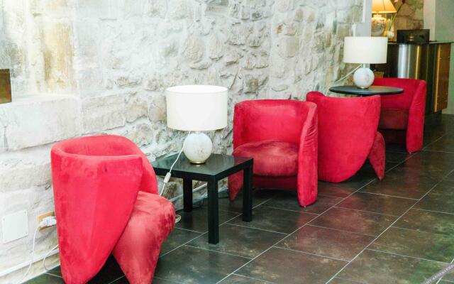 Rafael Guest House