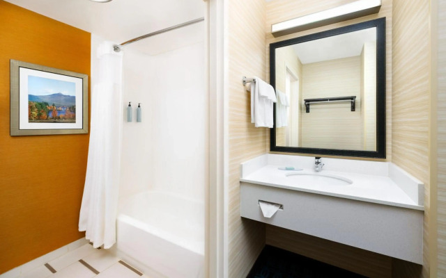 Fairfield Inn By Marriott Concord