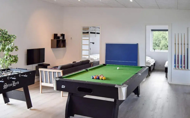 14 Person Holiday Home in Vaeggerlose-by Traum