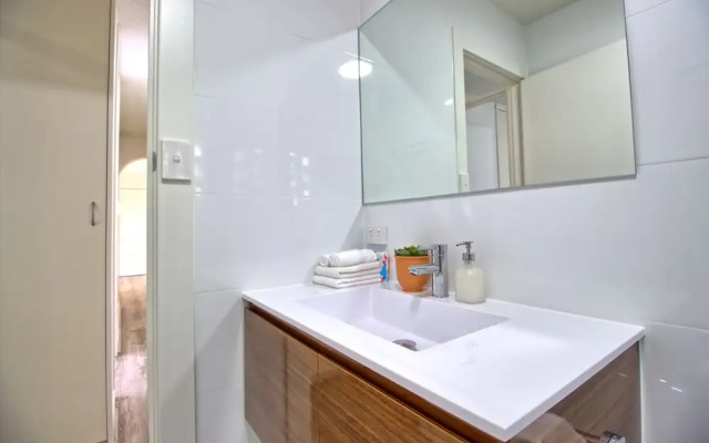 Bayswaterfront Apartments