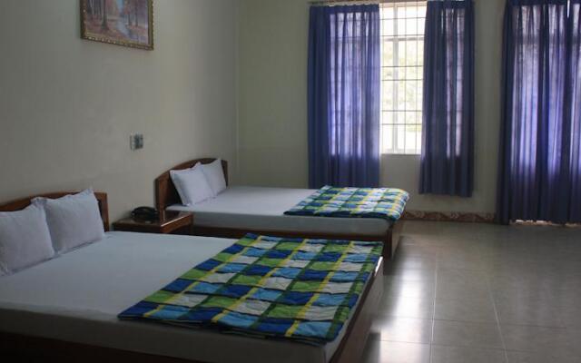 Ngoc Tien Hotel