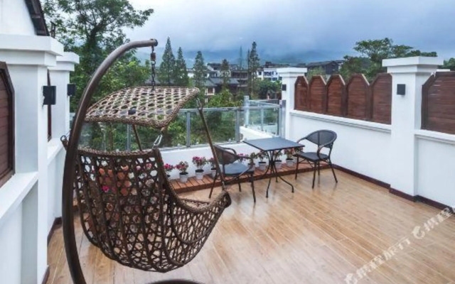 Riverside Pool Hotspring Boutique Hotel