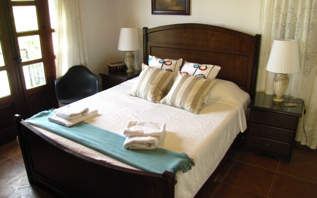 Webooking Theodora Villa