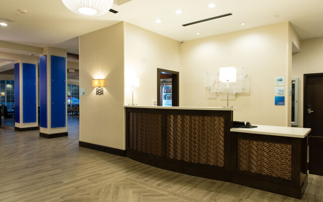 Holiday Inn Express & Suites Aiken by IHG