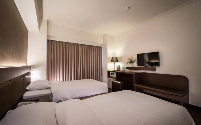 New World Hotel