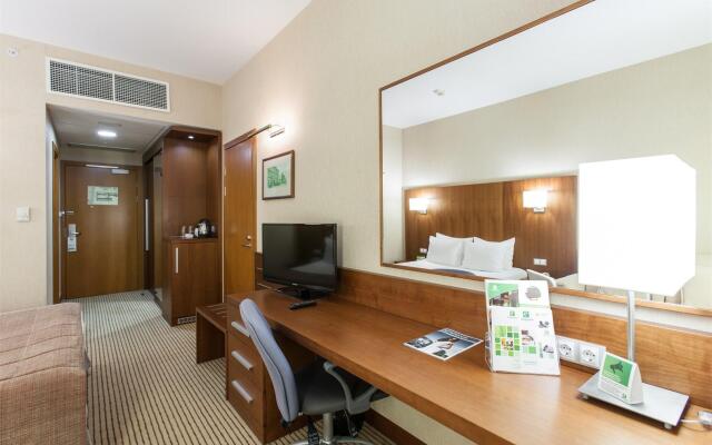 HolidayHall Samara Hotel