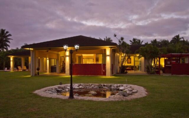 Rarotonga's Fishing Lodge - GT's