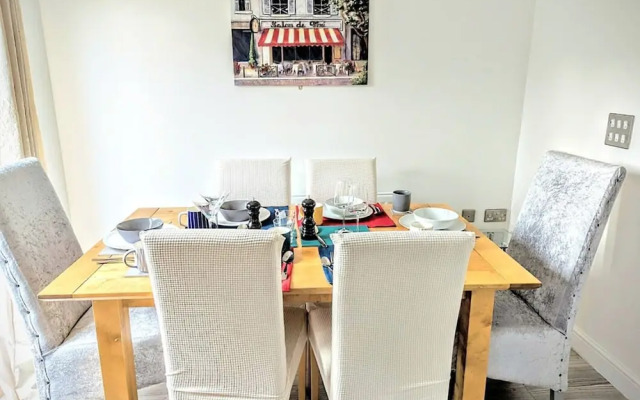 Places to Stay in Darlington With Free Parking