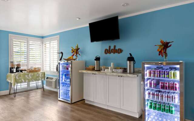Days Inn by Wyndham Maui Oceanfront