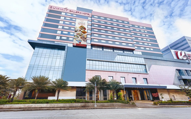 Summit Galleria Cebu
