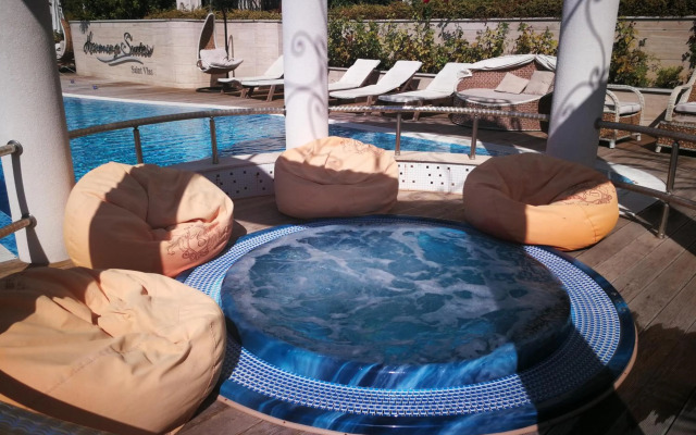 Harmony Suites Apartment