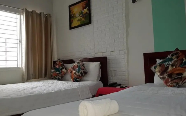 SPOT ON 1050 Hien Mai Hotel