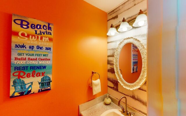 Summer House West Condos