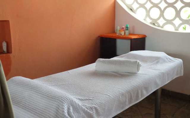 Aquarius Club International Resort