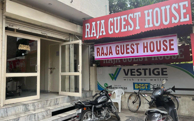 OYO 19355 Blessing Guest House