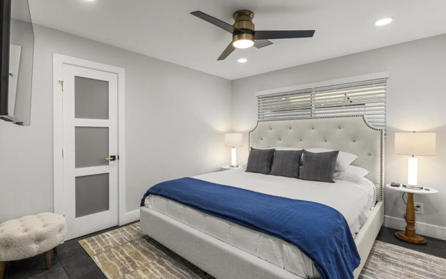 Montecito Luxe 3-villa Retreat w Pool Courtyard