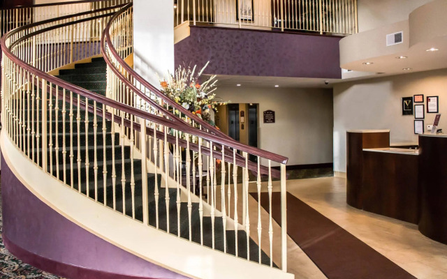 Comfort Suites Lake George