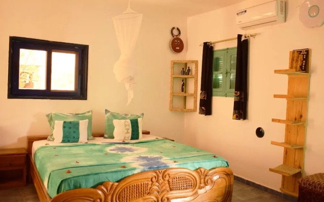 Hotel Mimosa - Hostel