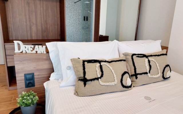 Salina SPA Villas - with PRIVATE ECO-POOL, SAUNA & Hot Tub