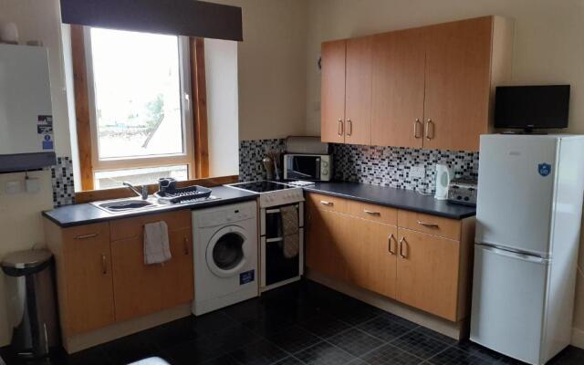 Lovely 3-bed Apartment in Alyth