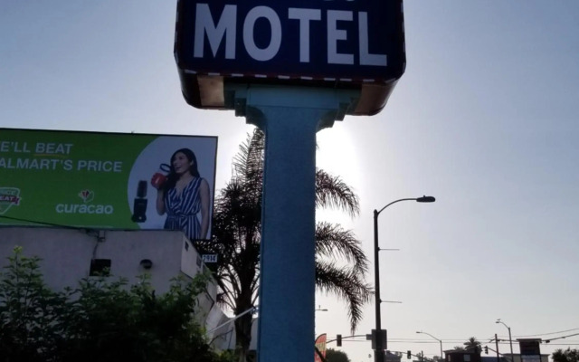Rose Motel