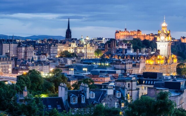 Destination Edinburgh Apartment York Place