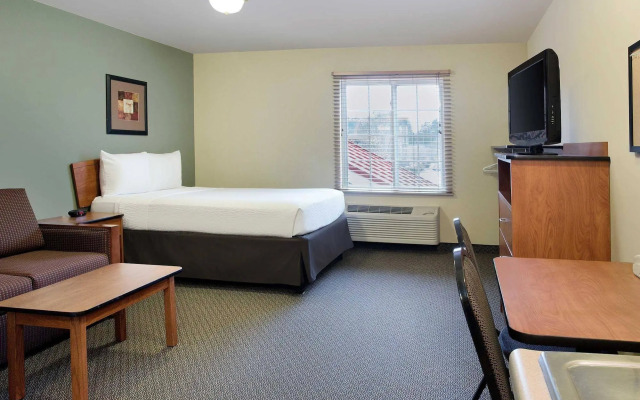 WoodSpring Suites Raleigh Northeast Wake Forest