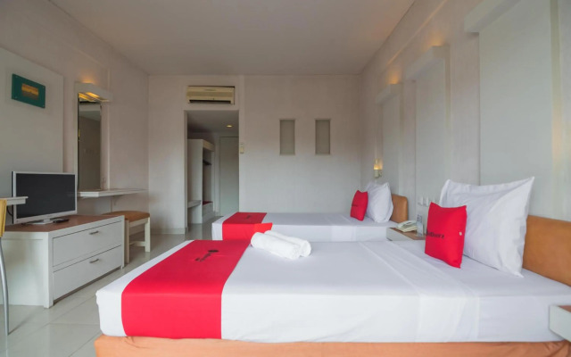 RedDoorz Plus near Kampung Gajah 3