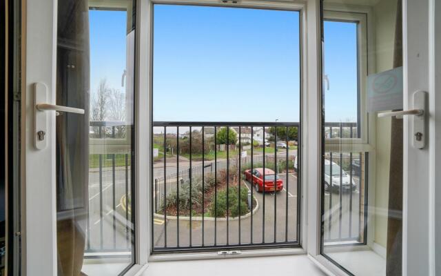 London Heathrow Living Serviced Apartments- Apt 12