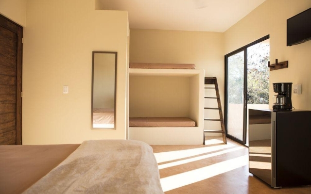 Casa Mono