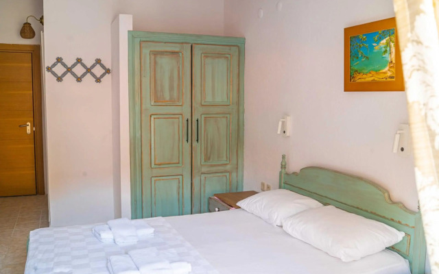 Diplomat Hotel