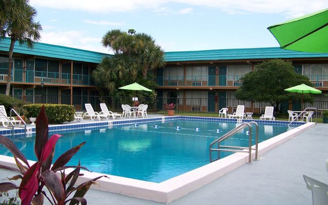 Budget Inn & Suites Orlando West