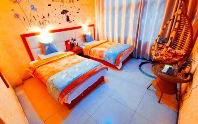 Kunming edge continued hotel