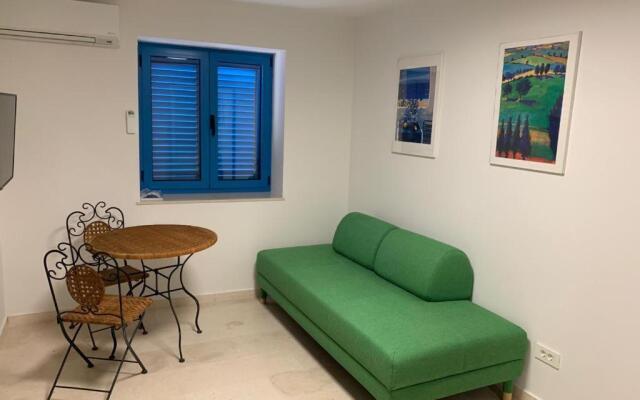 Hvar Old Dalmatian House Junior Suite - Deck 1