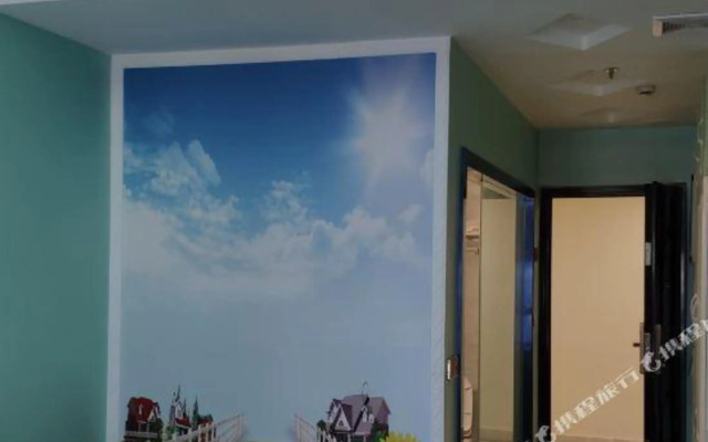 Xining 13 District E-sports Theme Hotel