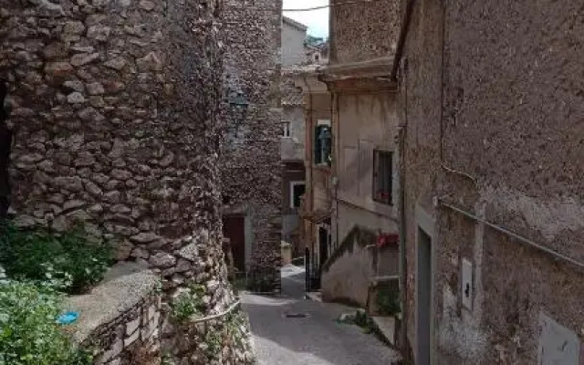 Borgo 63 Medieval House