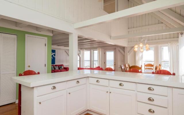 Cuddlefish by Oak Island Accommodations