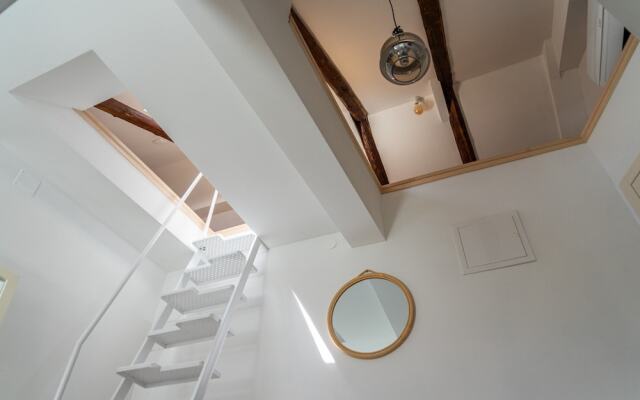 Cool Attic apt w Gallery, in the Heart of Split