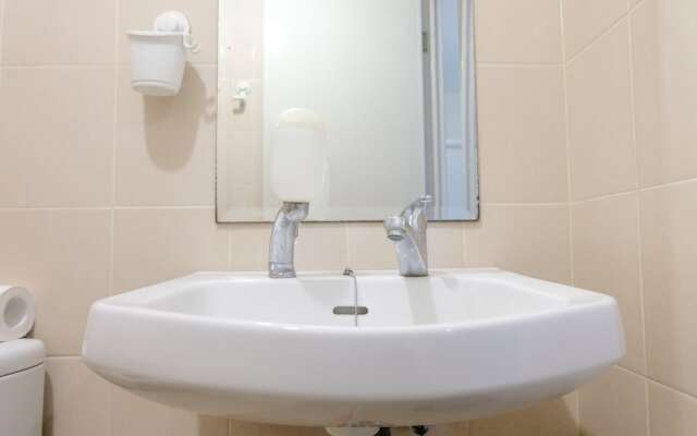 Homey And Comfy 2Br Apartment At Parahyangan Residence