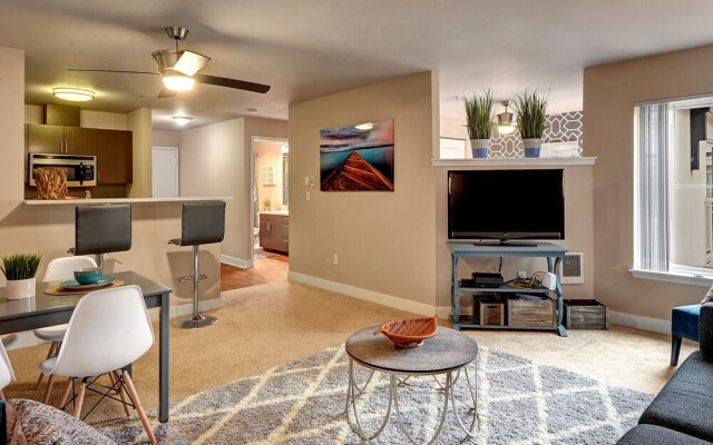 Fountain Court Jewel Suite - Two Bedroom Apartment