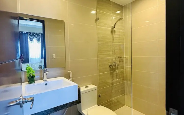 Mactan Newtown Condo Hotel Unit