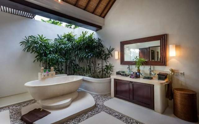 Villa Tania