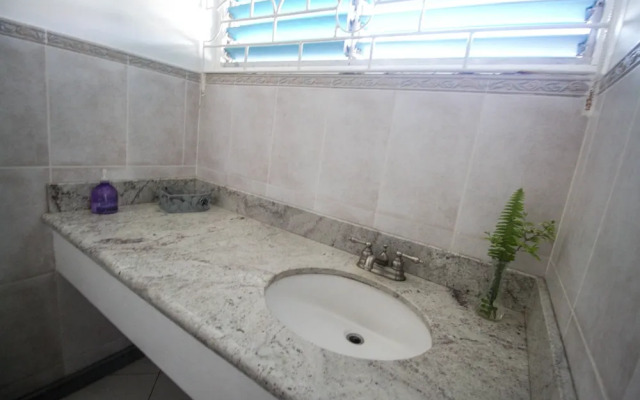 Yellow Canary Beach Villa