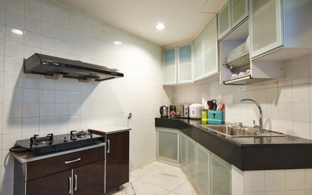PWTC Bistari Service Apartment
