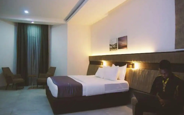 D'Stolz Villa and Hospitality