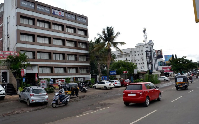 OYO 1959 Hotel Raj